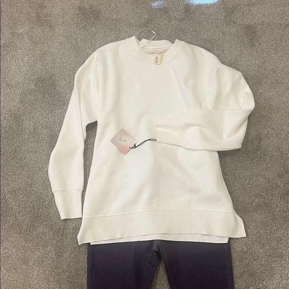 Elegant Woman’s Cream Crew Neck Sweater